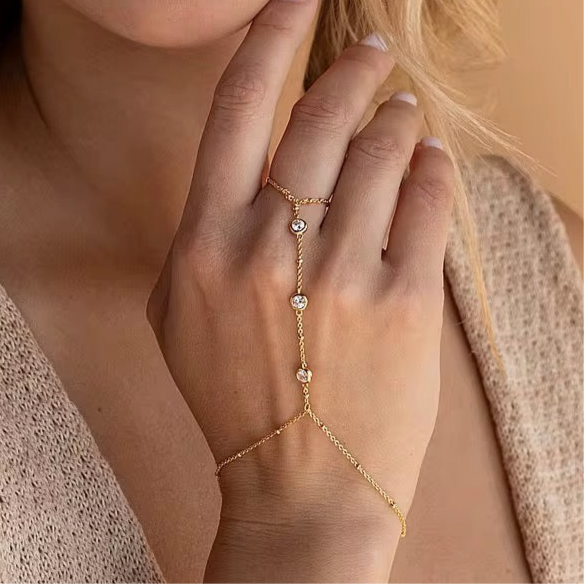Pulsera con anillo de 3 cristales transparentes