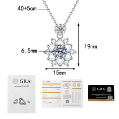 Collar Flor con Pétalos de Moissanita