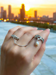 Double ring with pearl 