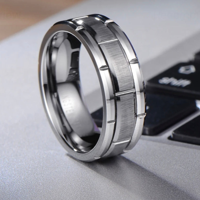 Anillo Plateado abstract