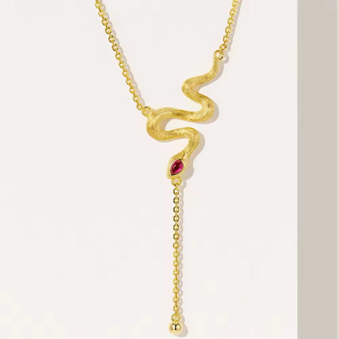 Collar Snake con Rubí de lab