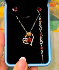 Set Corazón con Rosa Roja