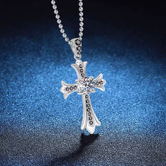 Collar Crucifijo con Moissanitas negras