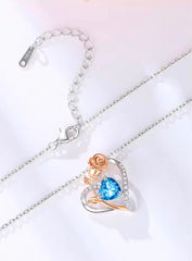 Collar de rosa y corazón azul de cristal Swarovski