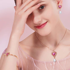 Collar y Aretes de Corazón de Cristales Swarovski y Perlas