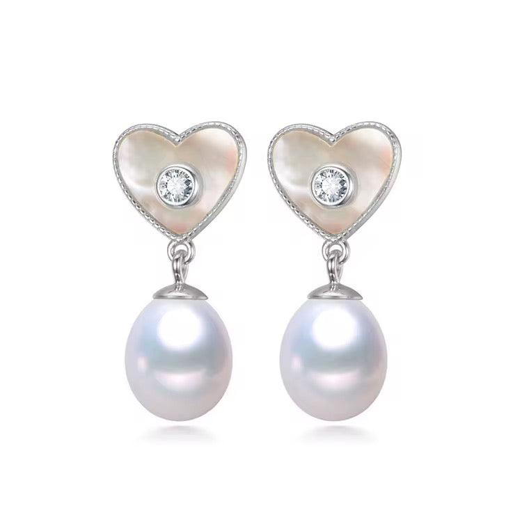 Aretes de Corazón con Perlas Naturales
