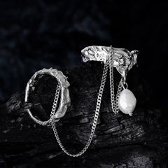 Double ring with pearl 