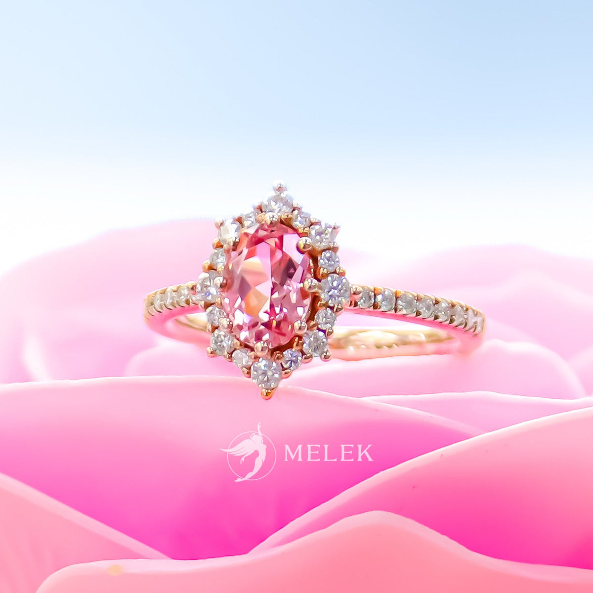 Anillo Romance con Zafiro rosa cultivado