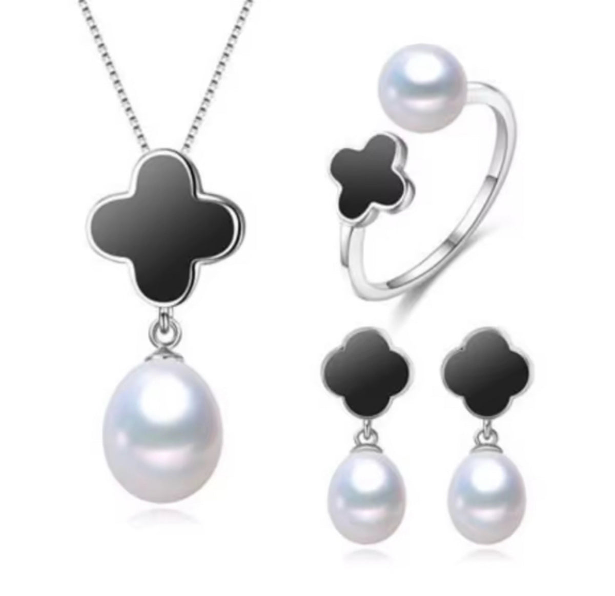 Set de Perlas trébol negro: Collar, Aretes y Anillo