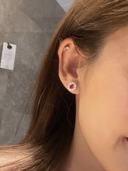 Aretes de rubí cultivado