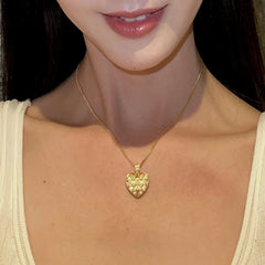 Collar de Corazón Acolchado
