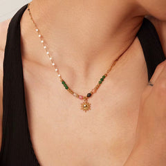 Collar de Sol con Piedras Naturales