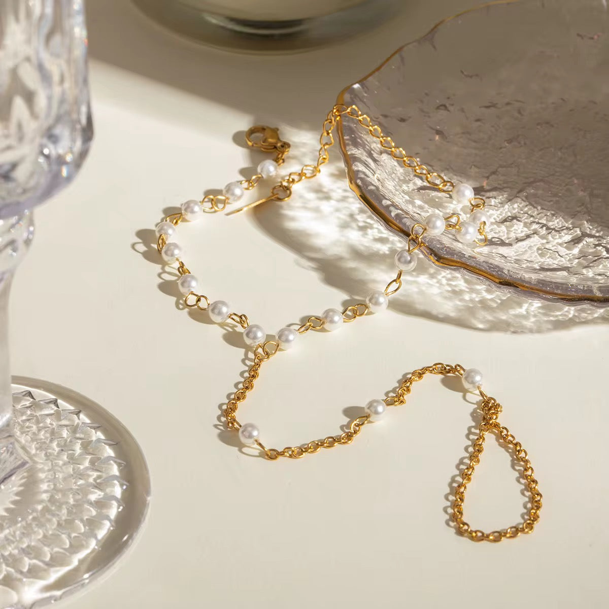 Pulsera con anillo de perlas