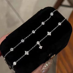 Pulsera de trebol y cristales